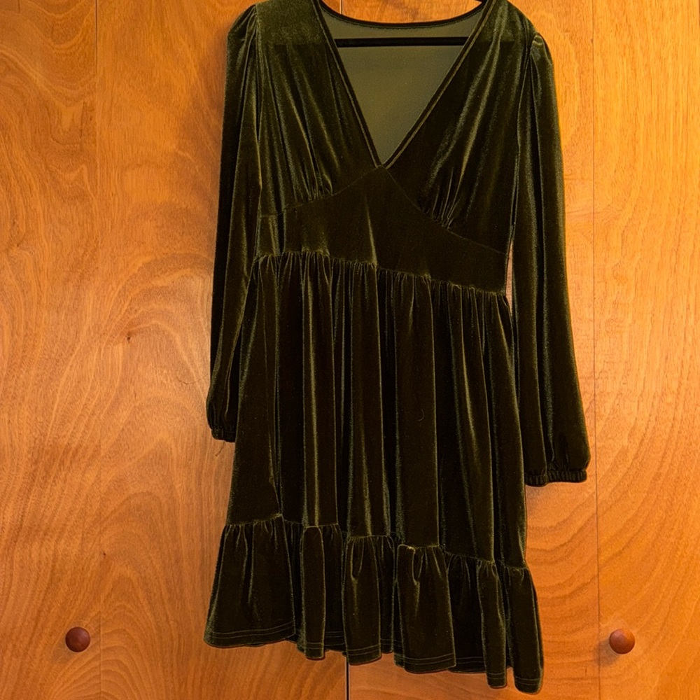 NWT halara velvet swing dress